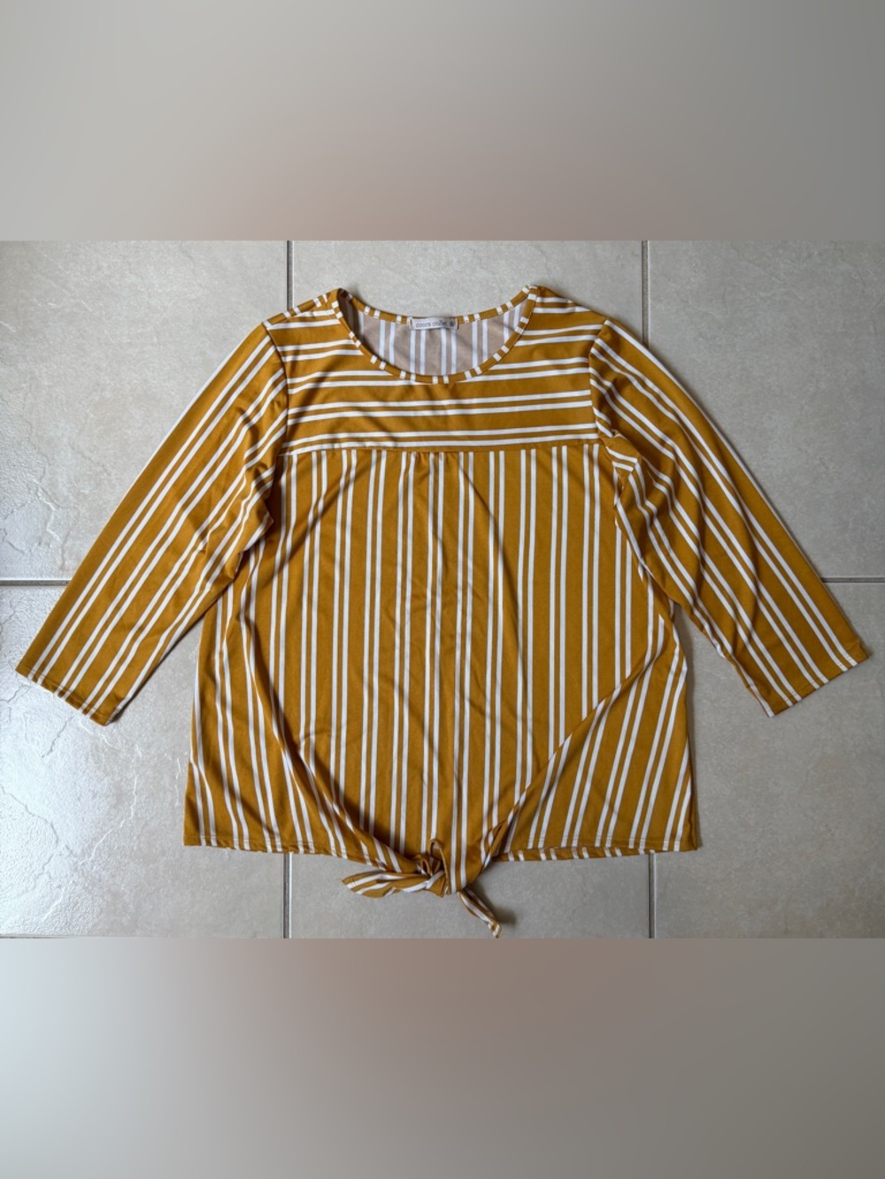 Coco's Clozet Women’s XL Mustard/White Stripe Tie Front Blouse Vintage